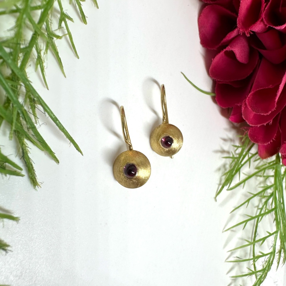 ⚜️Cabochon Brushed Gold Euro Hoop Earrings - Picture 2 of 9